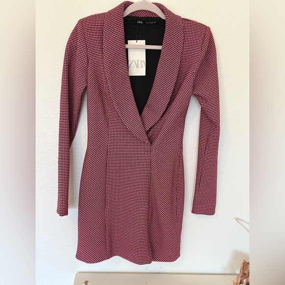 SOLD - Picture 3 of 6